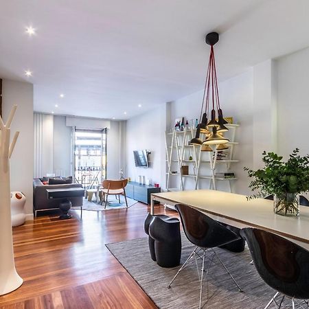 Piso De Diseno Junto Al Casco Viejo Apartment Bilbao Luaran gambar